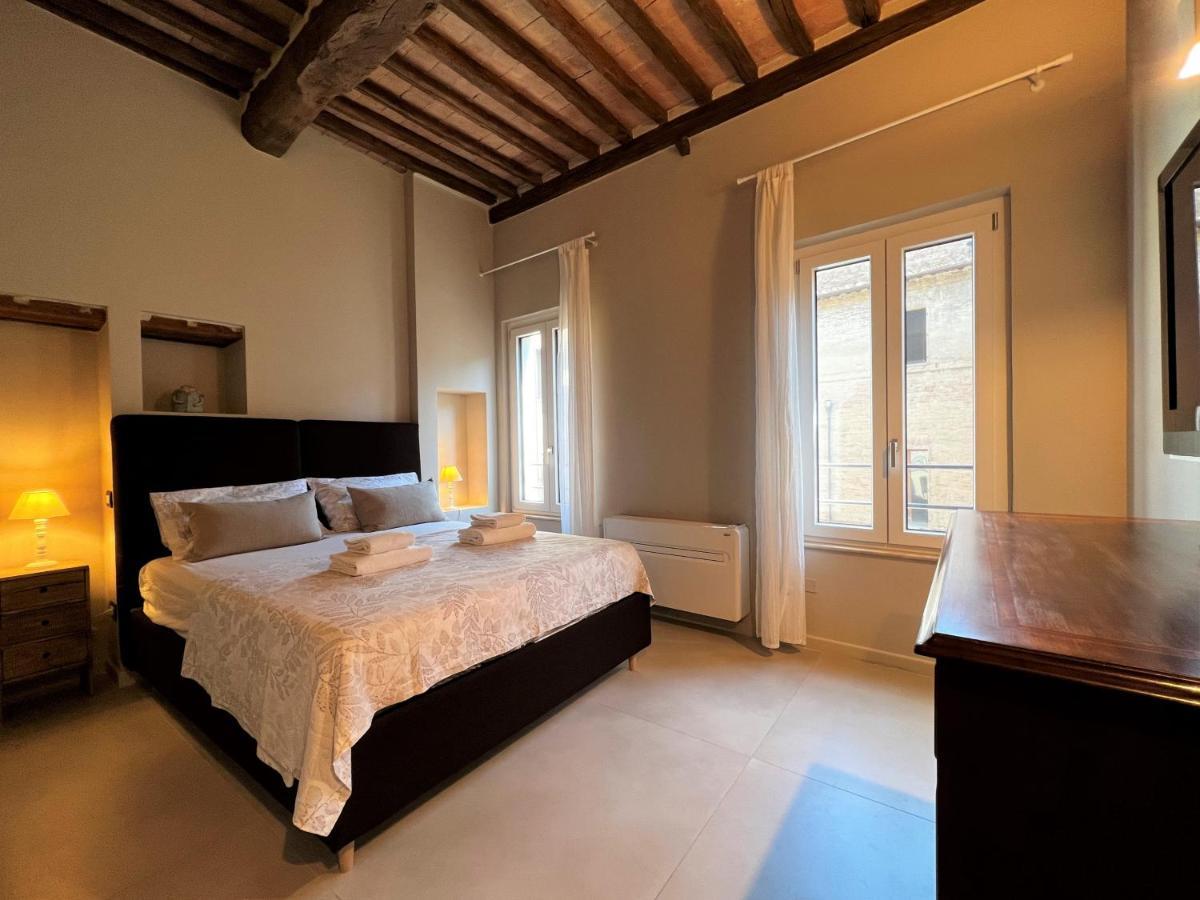 Via Roma 41-Dentro Le Mura Apartment Siena Bagian luar foto